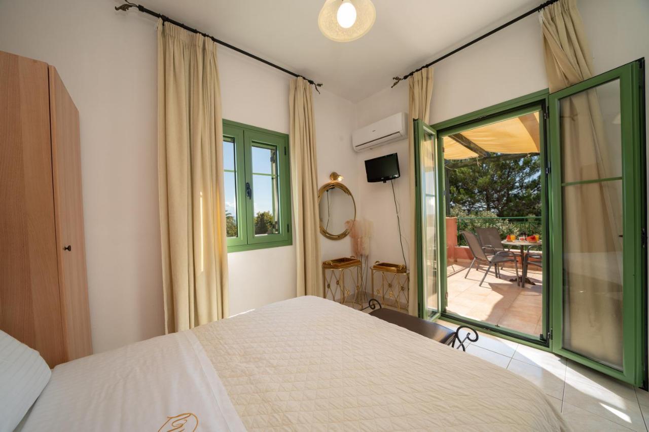 Monambeles Villas 스보로나타 외부 사진