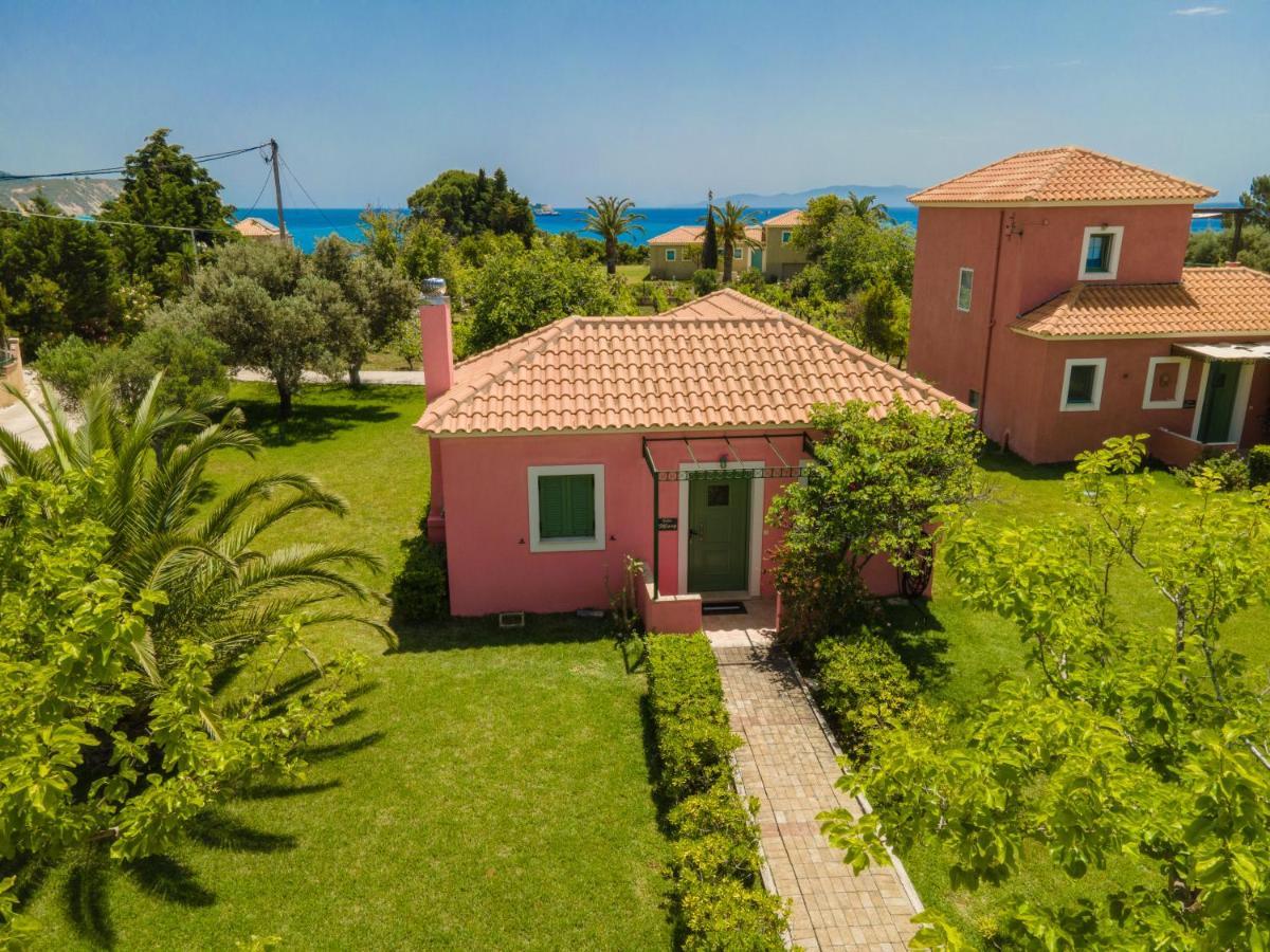 Monambeles Villas 스보로나타 외부 사진