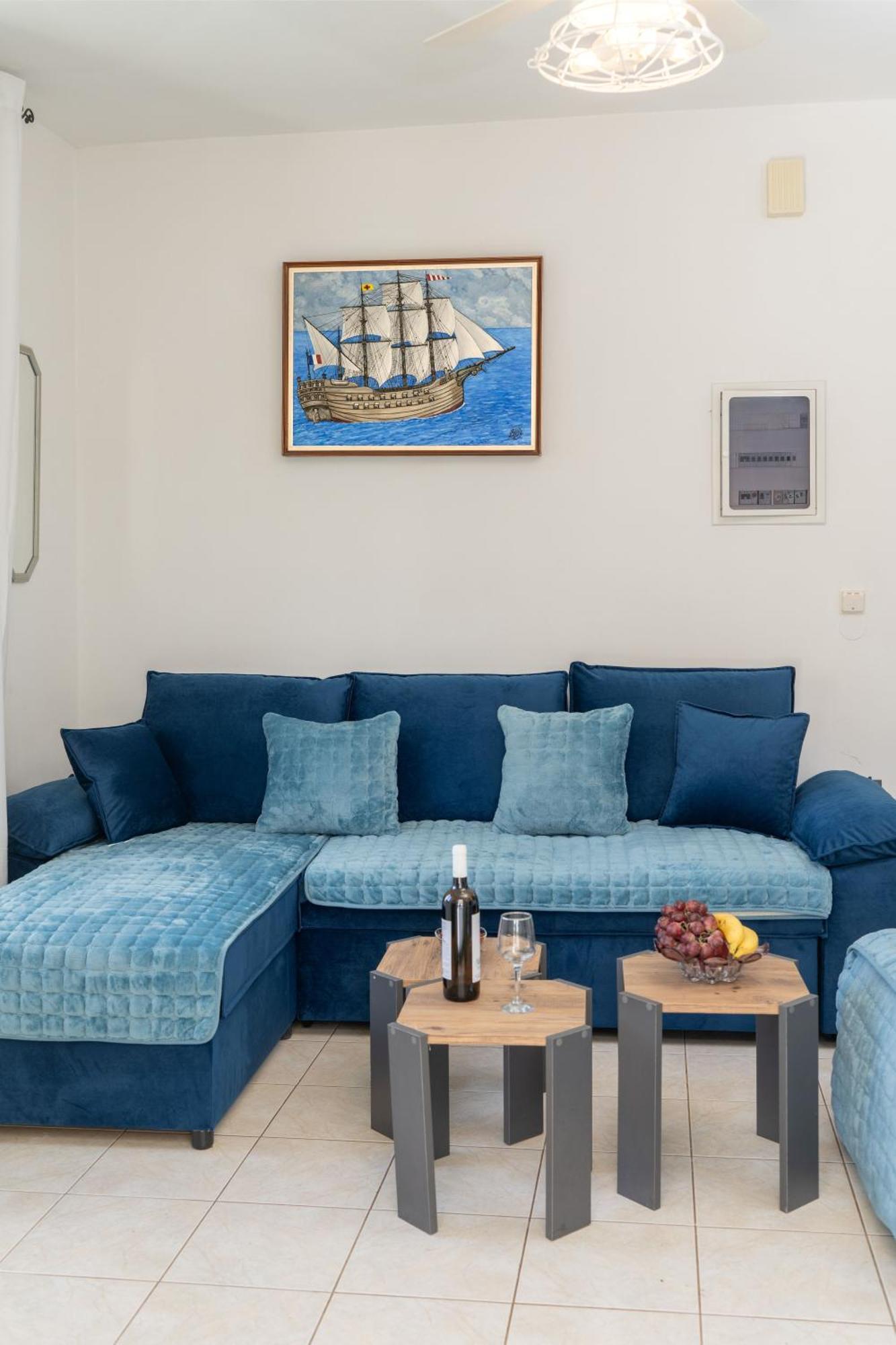 Monambeles Villas 스보로나타 외부 사진
