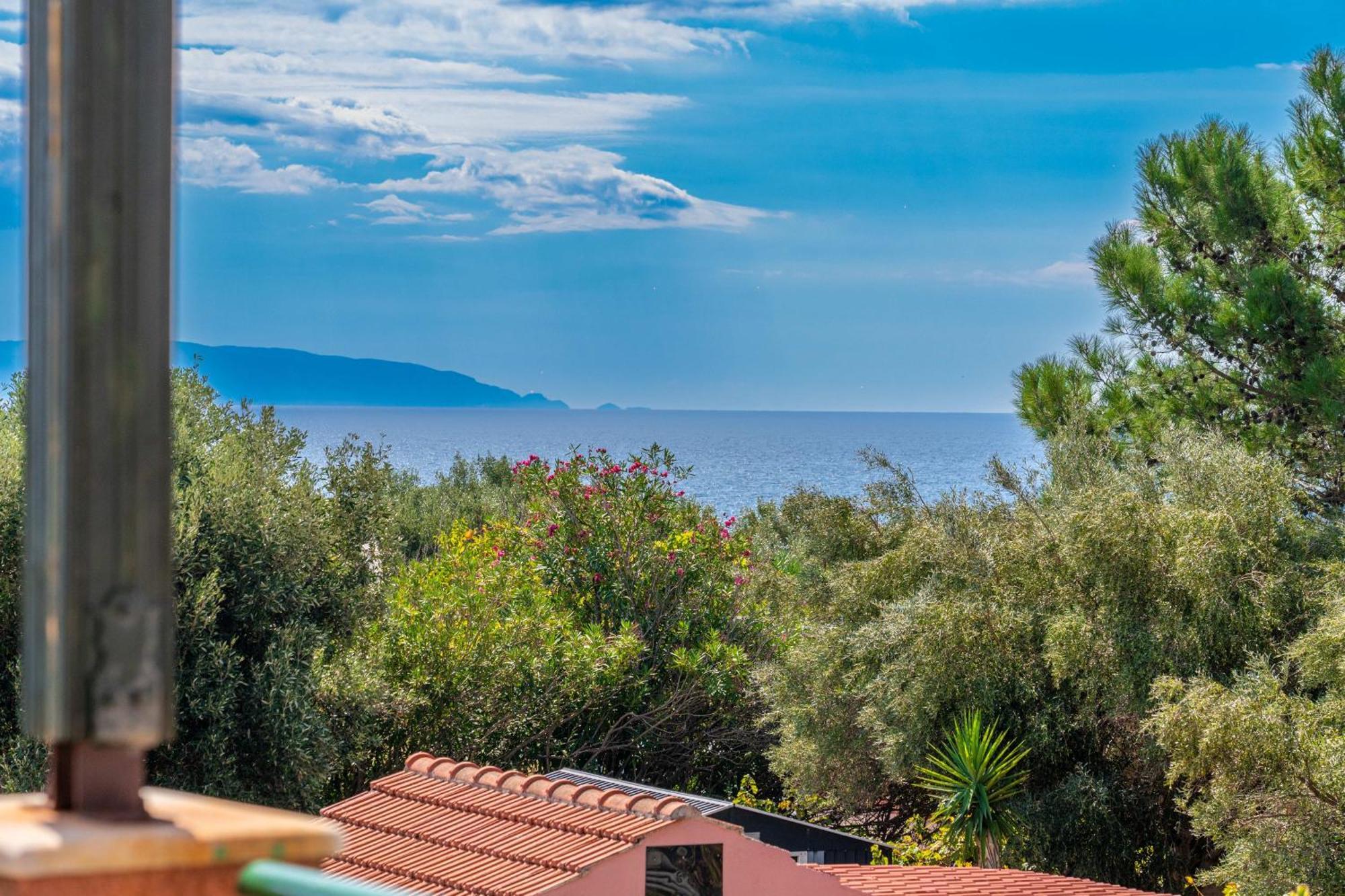 Monambeles Villas 스보로나타 외부 사진